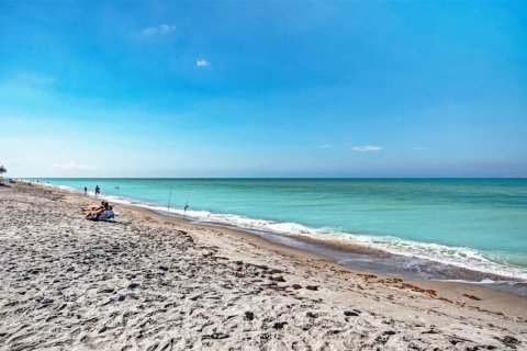 Immobilier commercial à vendre à Englewood, Floride: 5 chambres, 294.87 m2 № 2424123 - photo 14