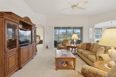 House in Leesburg, Florida 3 bedrooms, 173.08 sq.m. № 2354885 - photo 6