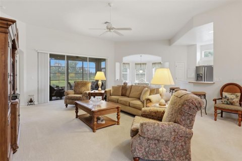 House in Leesburg, Florida 3 bedrooms, 173.08 sq.m. № 2354885 - photo 9