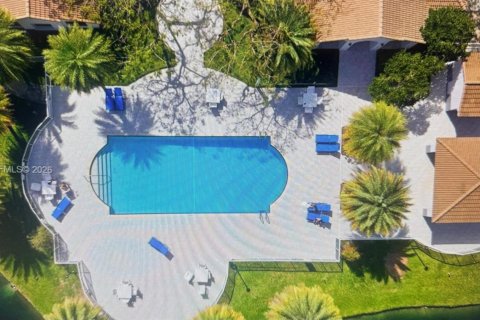 Copropriété à louer à Davie, Floride: 2 chambres, 104.42 m2 № 2420793 - photo 14