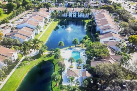 Copropriété à louer à Davie, Floride: 2 chambres, 104.42 m2 № 2420793 - photo 11
