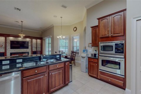 Villa ou maison à vendre à Mount Dora, Floride: 4 chambres, 277.78 m2 № 1908243 - photo 15