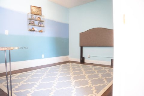 Casa en alquiler en Pembroke Pines, Florida, 3 dormitorios, 172.71 m2 № 2041503 - foto 11