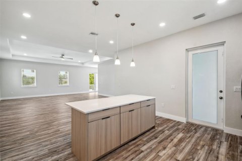 Villa ou maison à vendre à New Port Richey, Floride: 4 chambres, 198.53 m2 № 1608695 - photo 24