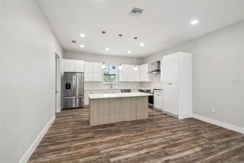 Villa ou maison à vendre à New Port Richey, Floride: 4 chambres, 198.53 m2 № 1608695 - photo 19
