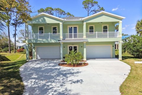 Villa ou maison à vendre à New Port Richey, Floride: 4 chambres, 198.53 m2 № 1608695 - photo 1