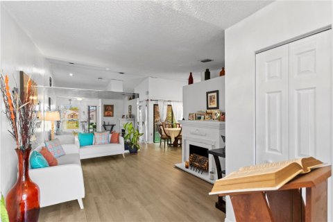 Купить виллу или дом в Хайалиа, Флорида 3 спальни, 149.76м2, № 1748245 - фото 8
