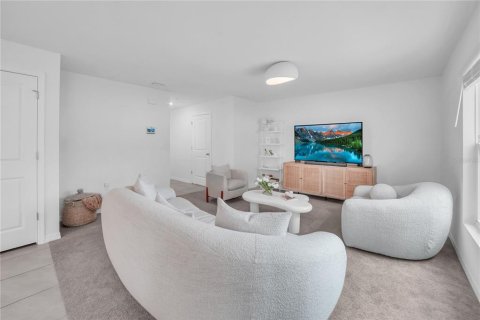 Casa en alquiler en Dade City, Florida, 3 dormitorios, 184.69 m2 № 2258663 - foto 10