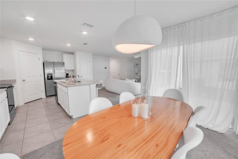 Casa en alquiler en Dade City, Florida, 3 dormitorios, 184.69 m2 № 2258663 - foto 17