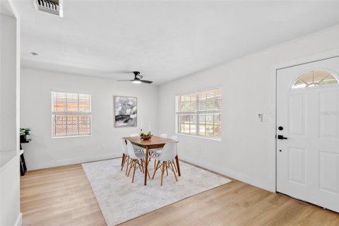 Casa en venta en Leesburg, Florida, 3 dormitorios, 137.31 m2 № 1880678 - foto 3