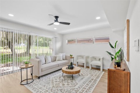 Casa en venta en Leesburg, Florida, 3 dormitorios, 137.31 m2 № 1880678 - foto 10