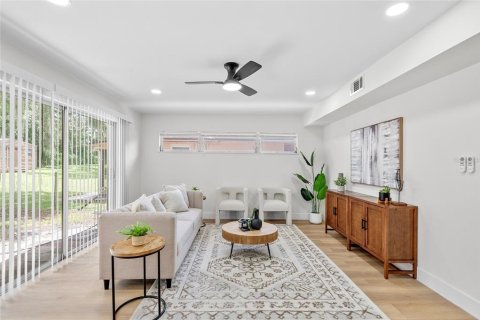 Casa en venta en Leesburg, Florida, 3 dormitorios, 137.31 m2 № 1880678 - foto 11