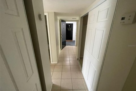 Condominio en alquiler en Orlando, Florida, 2 dormitorios, 89.65 m2 № 1905371 - foto 3