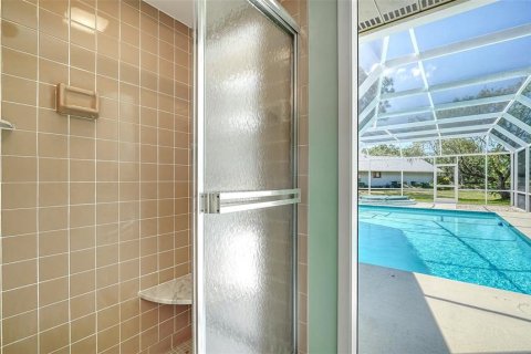 House in Sarasota, Florida 3 bedrooms, 209.96 sq.m. № 1652517 - photo 18
