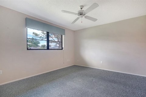House in Sarasota, Florida 3 bedrooms, 209.96 sq.m. № 1652517 - photo 19