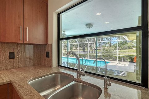 House in Sarasota, Florida 3 bedrooms, 209.96 sq.m. № 1652517 - photo 26