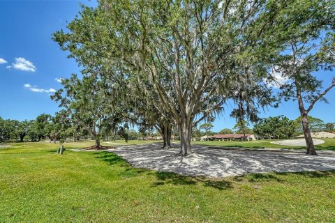 House in Sarasota, Florida 3 bedrooms, 209.96 sq.m. № 1652517 - photo 4