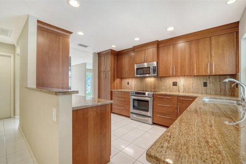 House in Sarasota, Florida 3 bedrooms, 209.96 sq.m. № 1652517 - photo 7