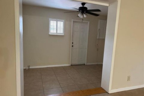 Apartment in West Palm Beach, Florida 3 bedrooms, 120.77 sq.m. № 2193189 - photo 6