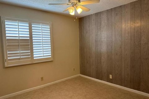 Apartment in West Palm Beach, Florida 3 bedrooms, 120.77 sq.m. № 2193189 - photo 10