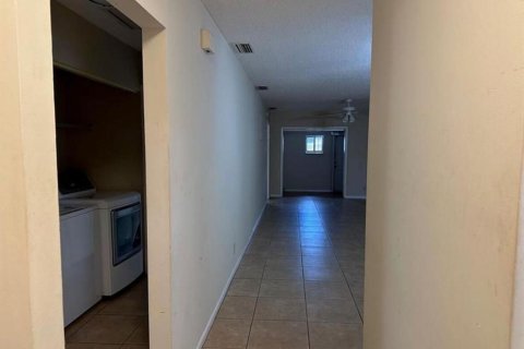 Apartment in West Palm Beach, Florida 3 bedrooms, 120.77 sq.m. № 2193189 - photo 4