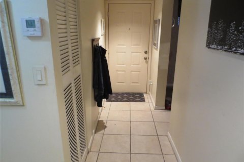 Copropriété à vendre à Tamarac, Floride: 2 chambres, 108.7 m2 № 2084587 - photo 11