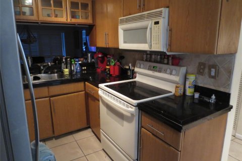 Copropriété à vendre à Tamarac, Floride: 2 chambres, 108.7 m2 № 2084587 - photo 3