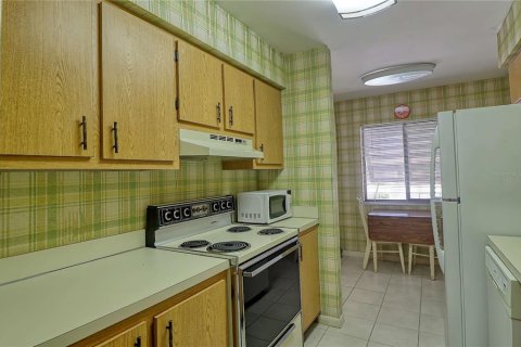 Купить кондоминиум в Сарасота, Флорида 6 комнат, 102.94м2, № 1819367 - фото 24