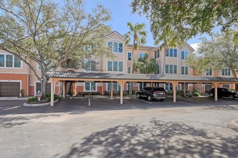 Copropriété à vendre à Sarasota, Floride: 2 chambres, 101.17 m2 № 1437806 - photo 15