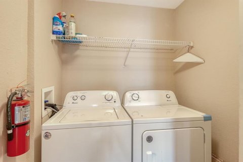 Copropriété à vendre à Sarasota, Floride: 2 chambres, 101.17 m2 № 1437806 - photo 14