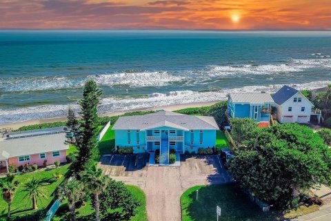 Condo in Melbourne Beach, Florida, 2 bedrooms  № 2429666