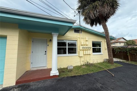 Apartment in South Pasadena, Florida 1 bedroom, 55.74 sq.m. № 1910986 - photo 2