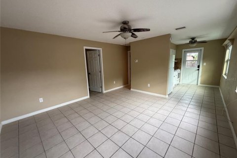 Apartment in South Pasadena, Florida 1 bedroom, 55.74 sq.m. № 1910986 - photo 4