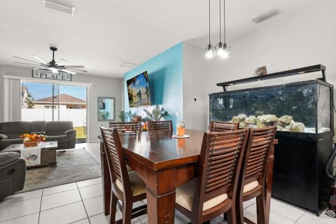 Villa ou maison à vendre à Groveland, Floride: 4 chambres, 213.3 m2 № 2213409 - photo 8
