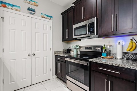 Villa ou maison à vendre à Groveland, Floride: 4 chambres, 213.3 m2 № 2213409 - photo 10
