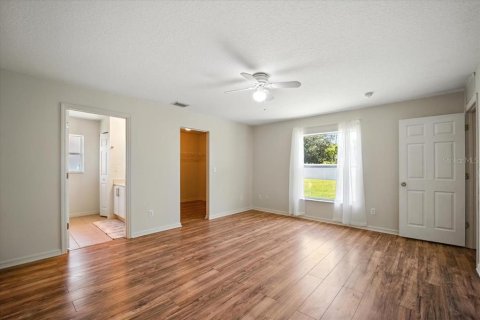 House in Palm Coast, Florida 4 bedrooms, 176.42 sq.m. № 1789933 - photo 29