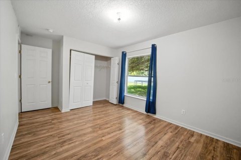 House in Palm Coast, Florida 4 bedrooms, 176.42 sq.m. № 1789933 - photo 27