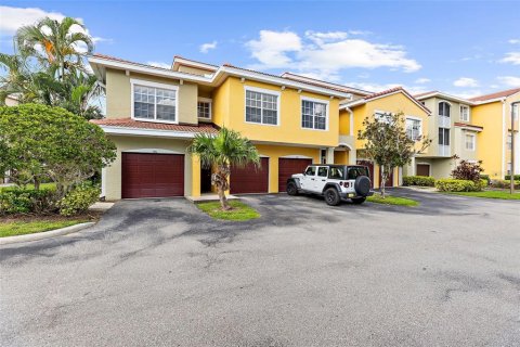 Adosado en alquiler en Sarasota, Florida, 3 dormitorios, 129.6 m2 № 2214138 - foto 3