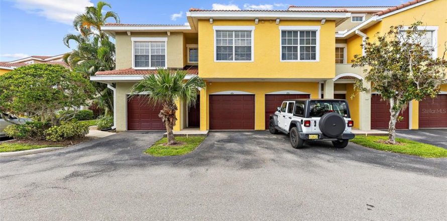 Adosado en Sarasota, Florida 3 dormitorios, 129.6 m2 № 2214138