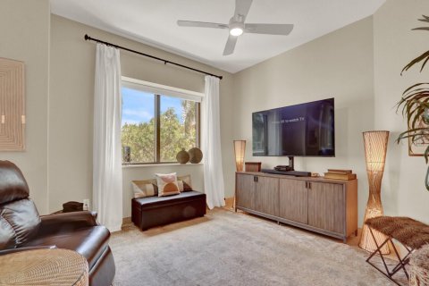 Condo in Palm Beach Gardens, Florida, 2 bedrooms  № 2086515 - photo 13