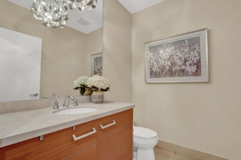 Condo in Palm Beach Gardens, Florida, 2 bedrooms  № 2086515 - photo 18