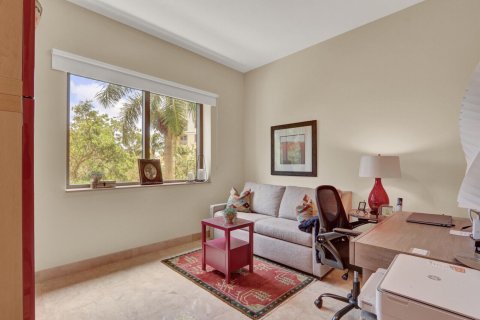 Condo in Palm Beach Gardens, Florida, 2 bedrooms  № 2086515 - photo 23