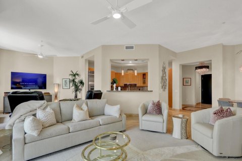 Condo in Palm Beach Gardens, Florida, 2 bedrooms  № 2086515 - photo 11