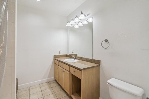 Condo in Orlando, Florida, 2 bedrooms  № 2201944 - photo 23