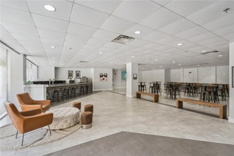 Condo in Orlando, Florida, 2 bedrooms  № 2201944 - photo 6