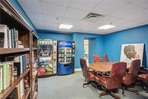 Condo in Orlando, Florida, 2 bedrooms  № 2201944 - photo 5