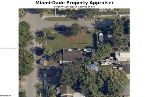 Land in Miami, Florida № 1881566 - photo 1