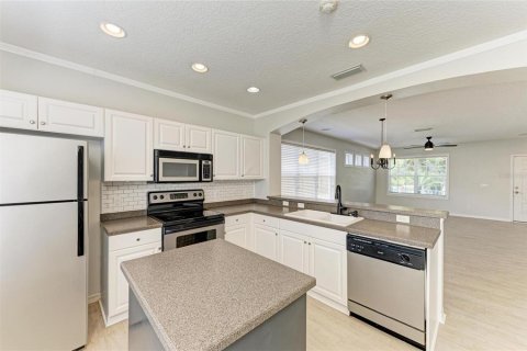 Casa en venta en Bradenton, Florida, 2 dormitorios, 137.5 m2 № 1749319 - foto 13