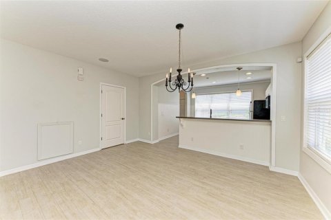 Casa en venta en Bradenton, Florida, 2 dormitorios, 137.5 m2 № 1749319 - foto 10