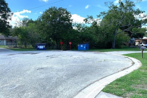 Commercial property in Saint Petersburg, Florida 4 bedrooms, 195.09 sq.m. № 2388700 - photo 21